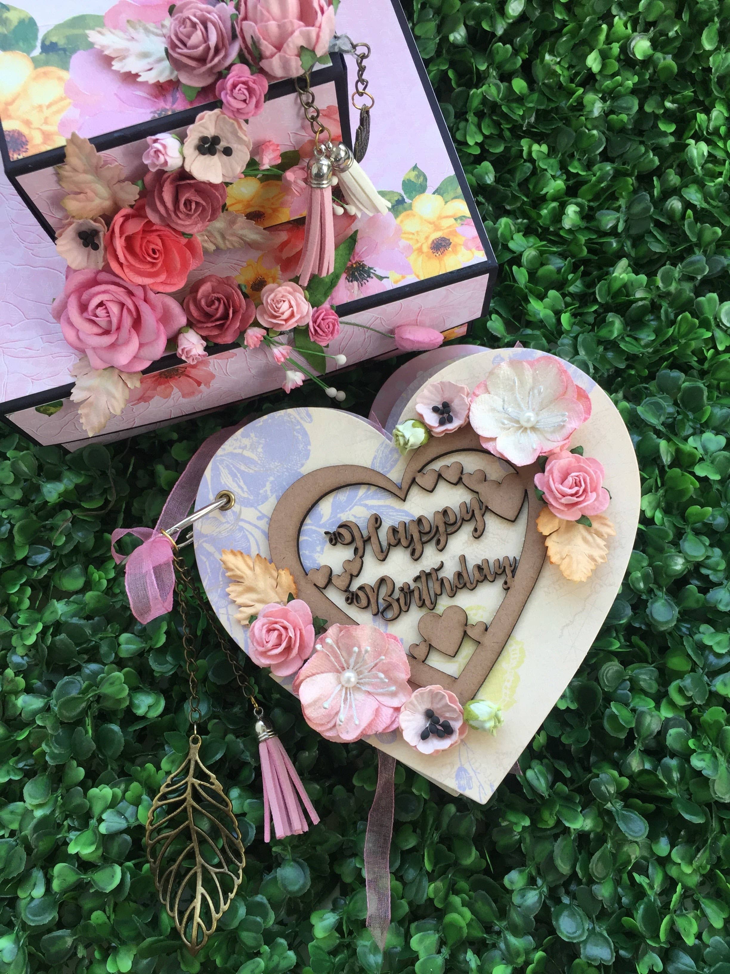 Handmade Arts & Crafts